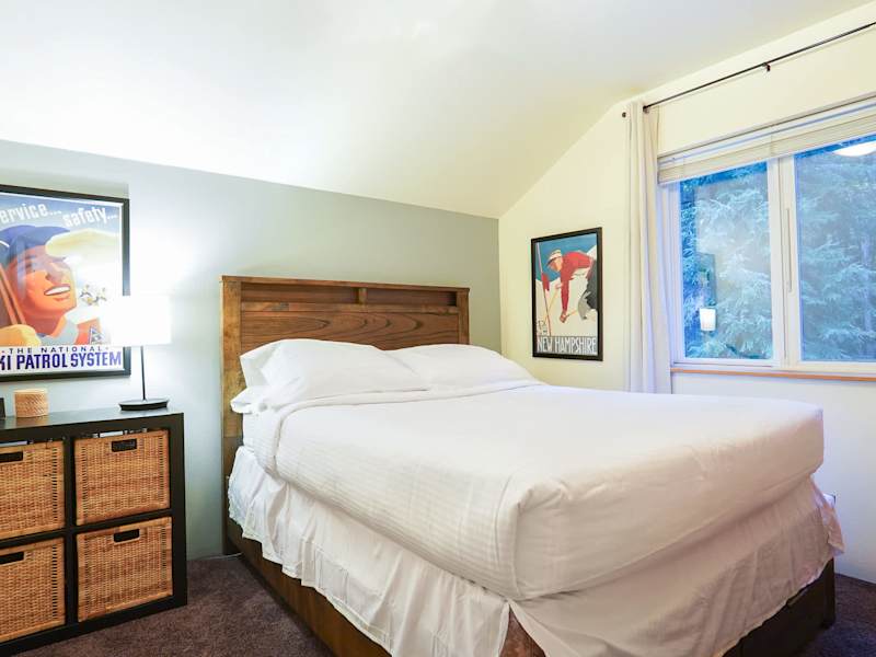 Bel Chalet | Hot Tub, Gas Fireplace, Sleeps 6, photo 5 of 38