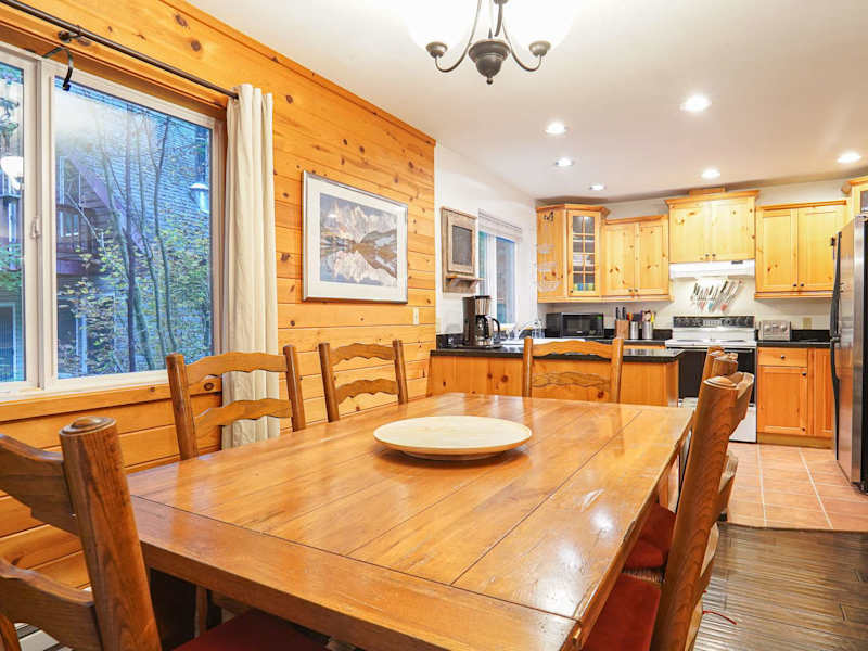 Bel Chalet | Hot Tub, Gas Fireplace, Sleeps 6, photo 11 of 38