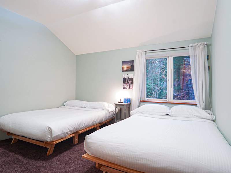 Bel Chalet | Hot Tub, Gas Fireplace, Sleeps 6, photo 6 of 38