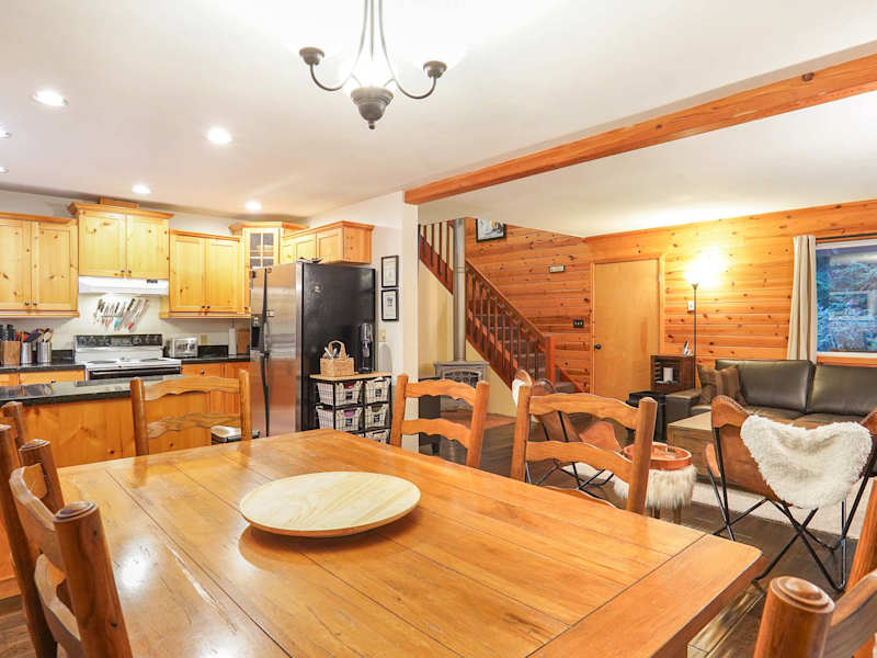 Bel Chalet | Hot Tub, Gas Fireplace, Sleeps 6, photo 12 of 38