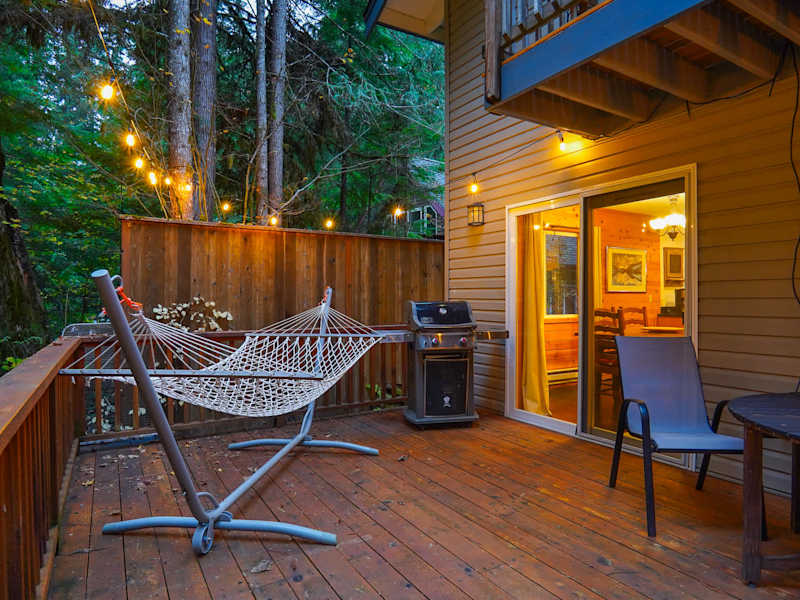 Bel Chalet | Hot Tub, Gas Fireplace, Sleeps 6, photo 31 of 38