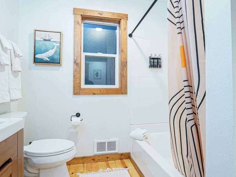 Apres Lodge | Brand new hot tub | Gas fireplace, photo 20 of 34