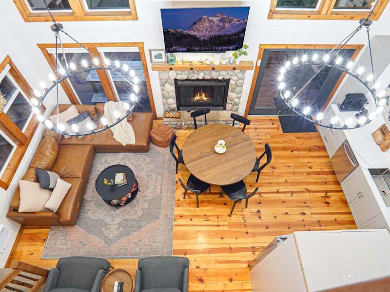 Apres Lodge | Brand new hot tub | Gas fireplace, photo 13 of 34