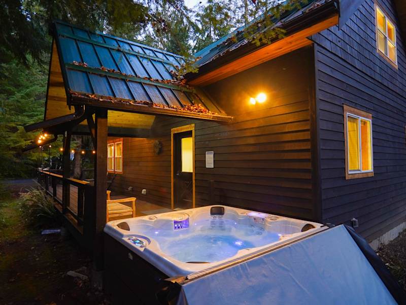 Apres Lodge | Brand new hot tub | Gas fireplace, photo 30 of 34