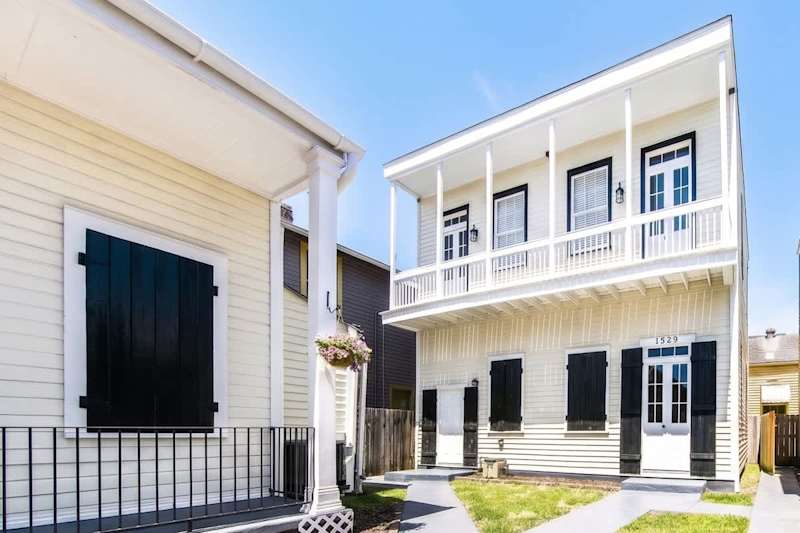 Monthly - Dumaine Historic Carriage House — New Orleans