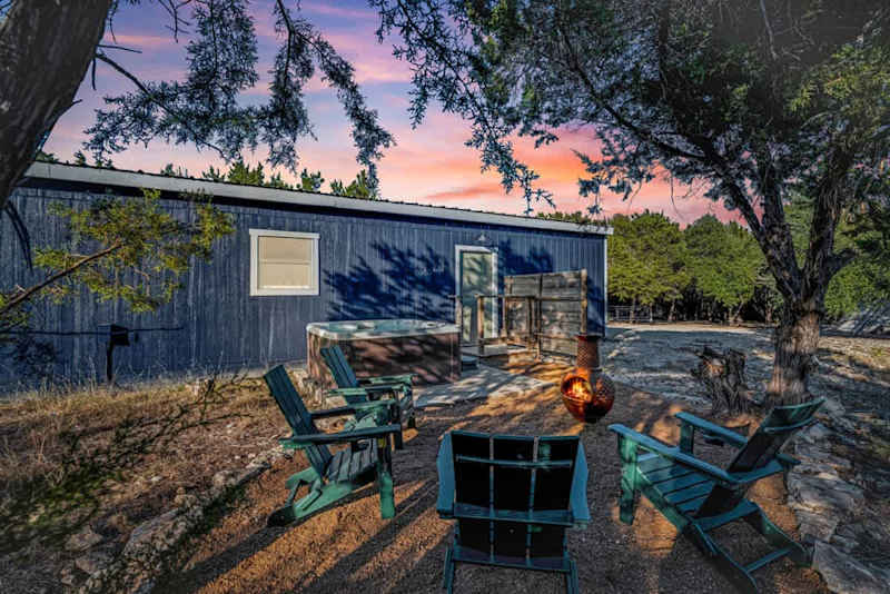 Bluebonnet Lodge| Hot Tub| Sleeps 7| Near Wine — Driftwood