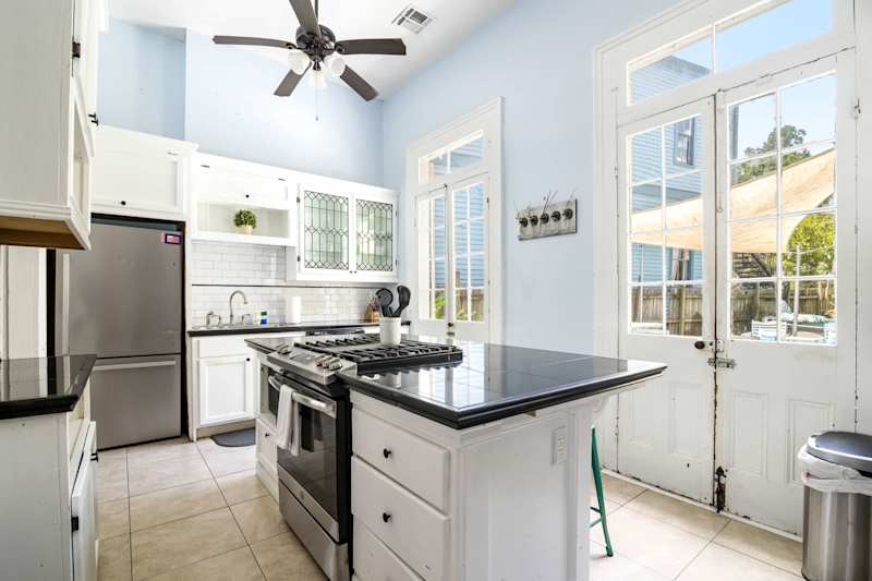 Artsy East Austin 5 Bedroom — Austin