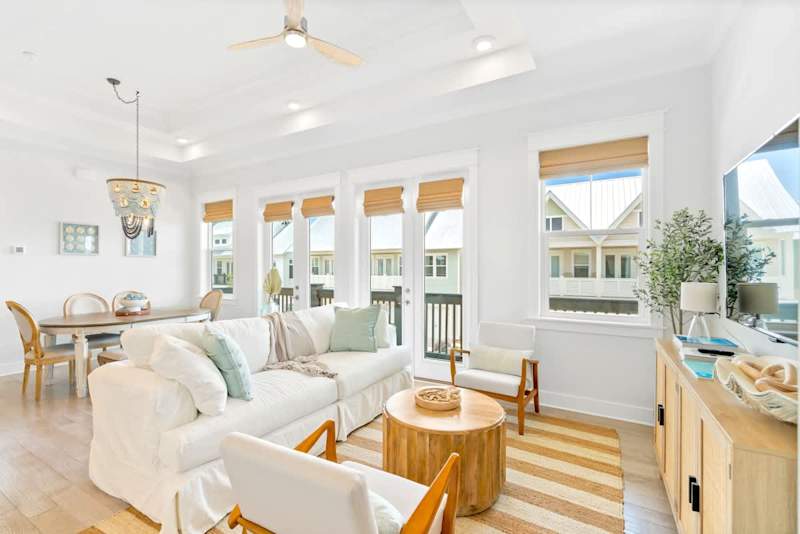 Your coastal living room to take a mid-beach day nap