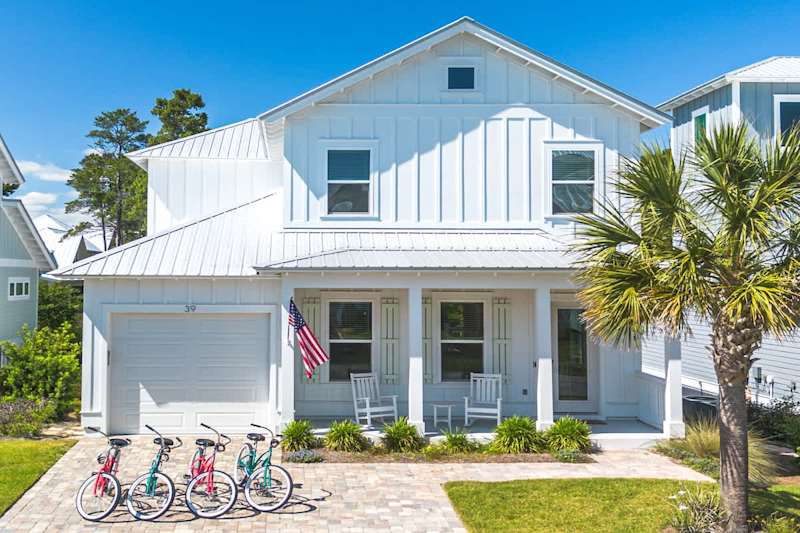 Welcome to 'Vitamin Sea' by Stay on 30a!