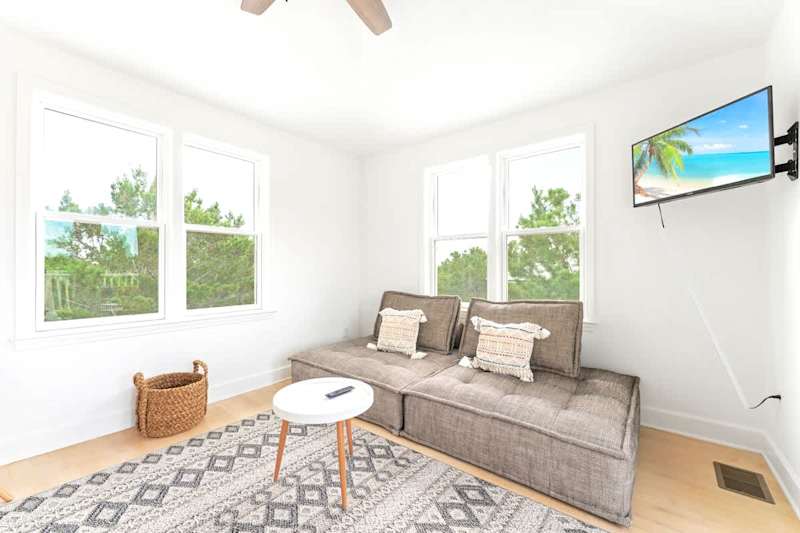 4th floor loft area.