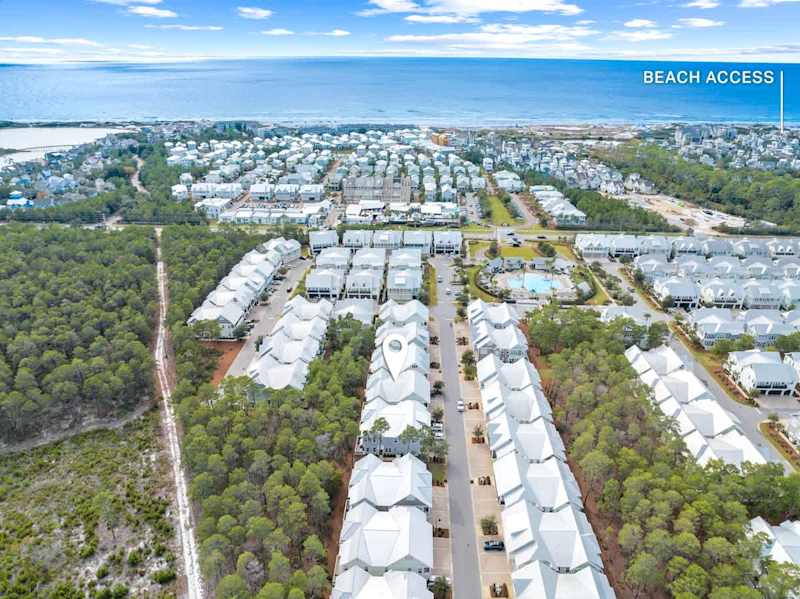 The home is centrally located with 4 beach access points within 5 minutes of the home. The closest beach access is Deer Lake State Park!