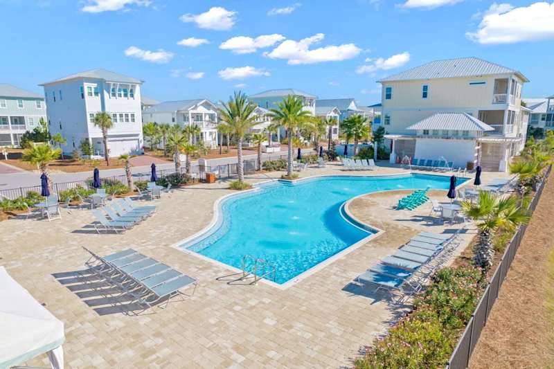 Prominence South pool.