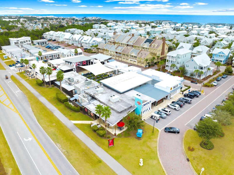 The Big Chill is directly across the street and walkable from the home!