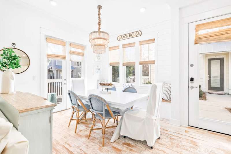 Beautiful dining room with a dining table that seats 6.