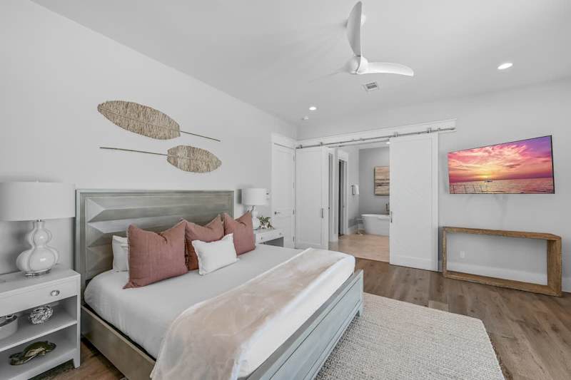 Bedroom on fourth floor features a king bed.