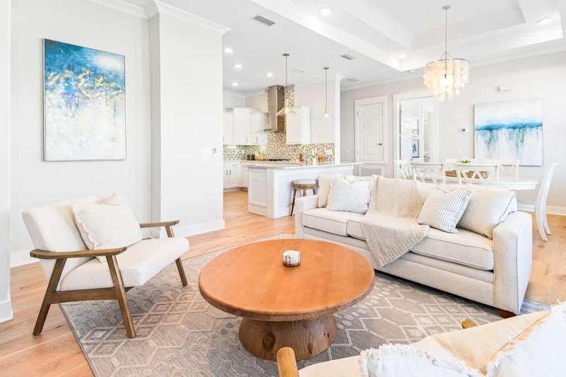 Open concept floorpan perfect for entertaining.