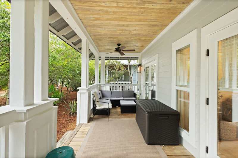 Backyard patio includes plenty of seating!