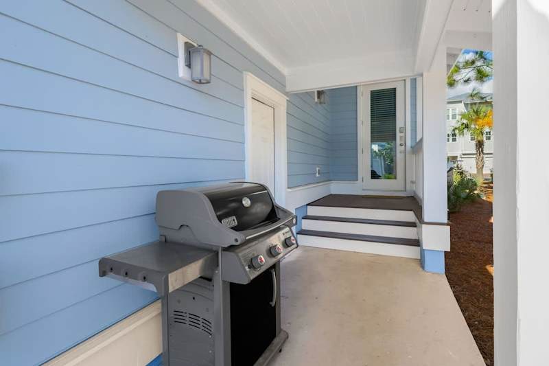 Outdoor gas grill.