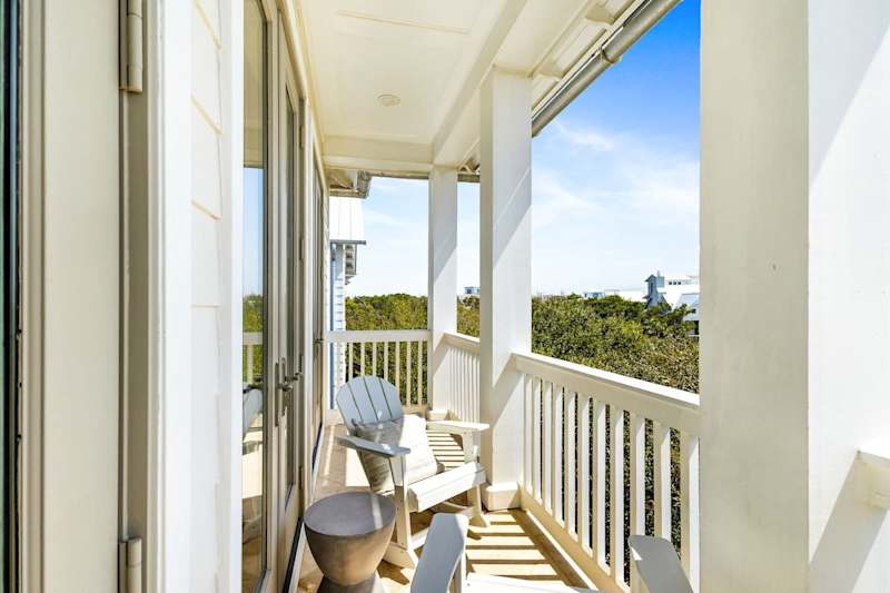 Catch gulf views off the third floor balcony!