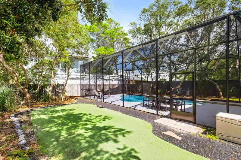 Putting green for your use.
