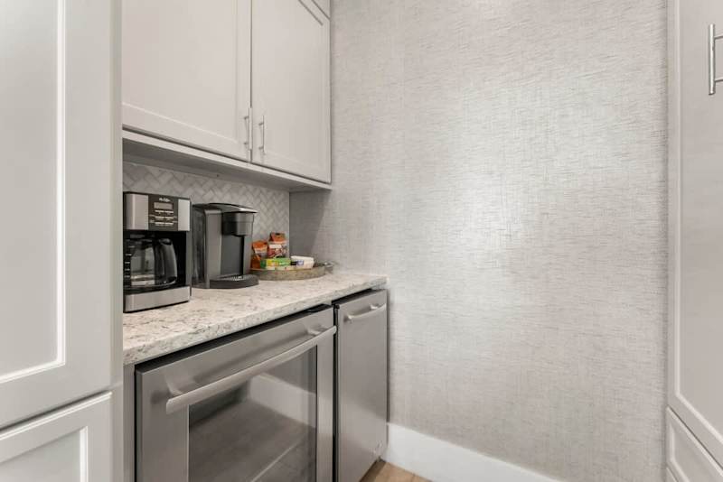 Kitchen features a butler's pantry.