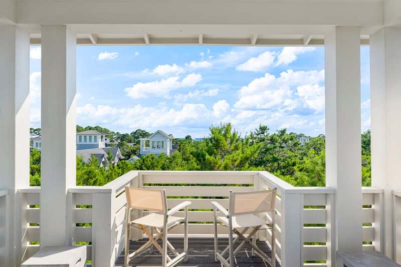 Beautiful views of the Gulf from the watchtower perfect for watching the sunrise and sunset!