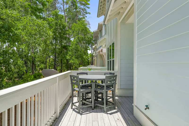 The private patio looks out to the beautiful Deer Lake State park. Perfect spot to enjoy your morning coffee!