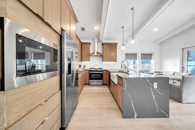Home features a beautiful, fully equipped gourmet kitchen.