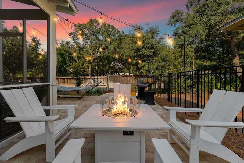 Enjoy the outdoor firepit & grill.