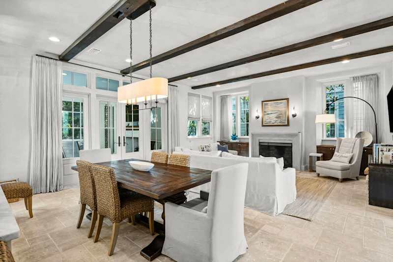 Dining seating for 6.