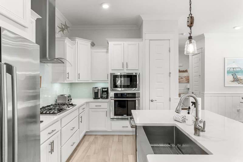 Enjoy cooking with family in the gourmet kitchen!