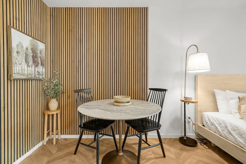Dining seating for 2.