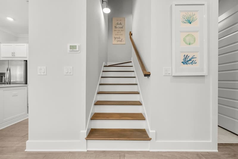 Access to second floor.