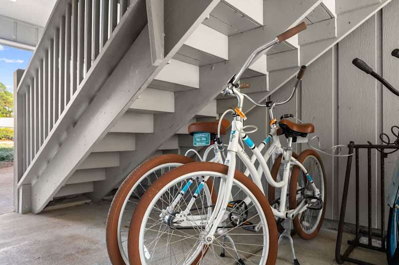 2 complimentary adult bikes included in your stay.