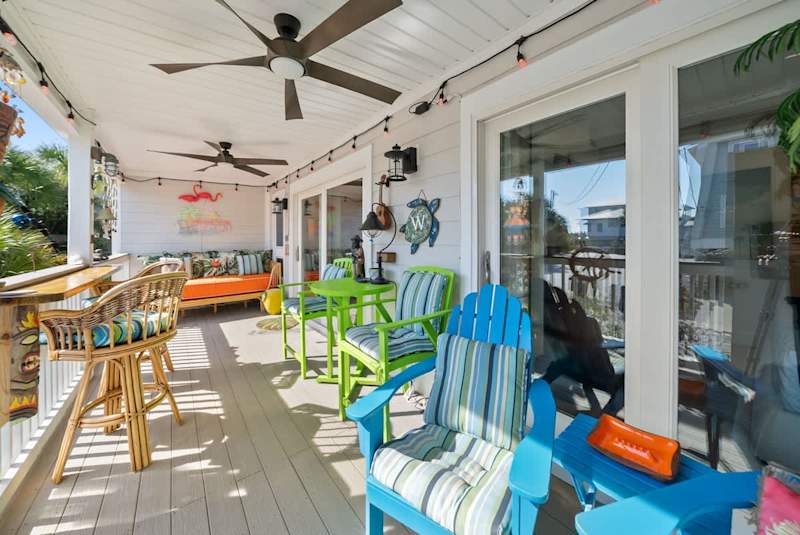 Balcony features plenty of seating options.