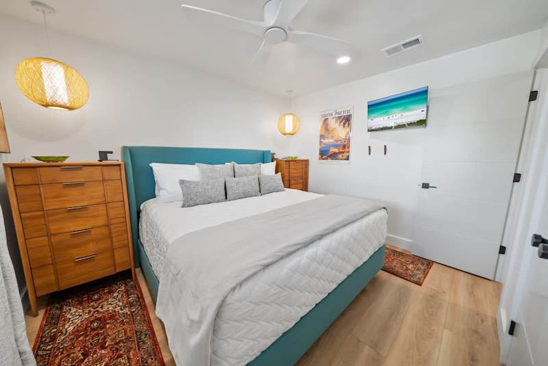 Bedroom #1 features king, with ensuite and smart tv.