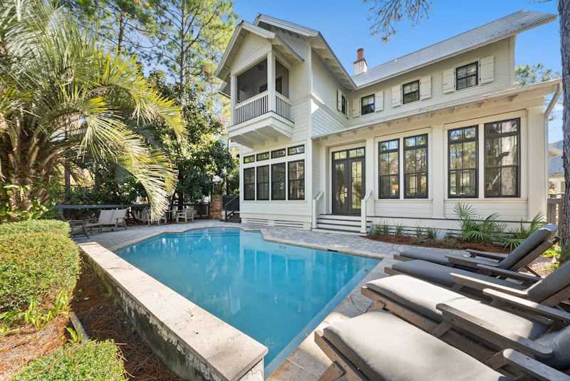 Enjoy the afternoons in the private pool equipped with multiple seating areas and sun loungers.