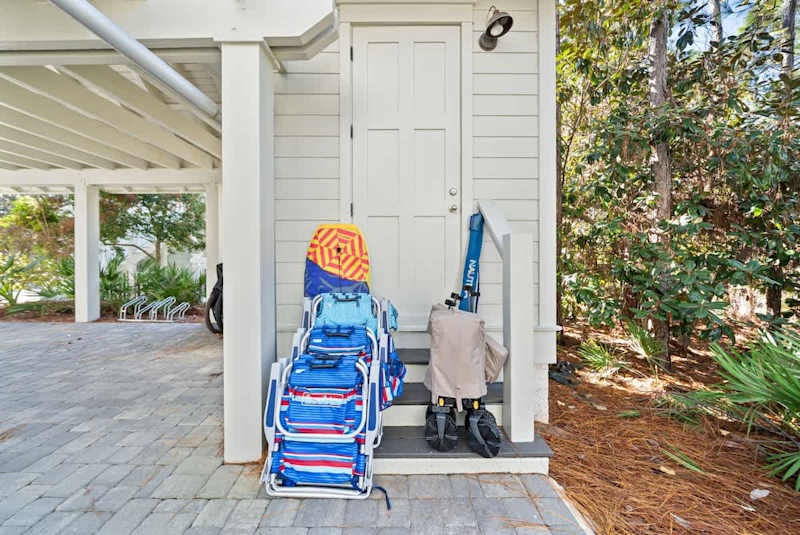 Pack light! Home includes beach essentials.