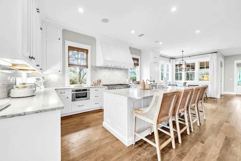 Gourmet kitchen. Fully-stocked for family gatherings!
