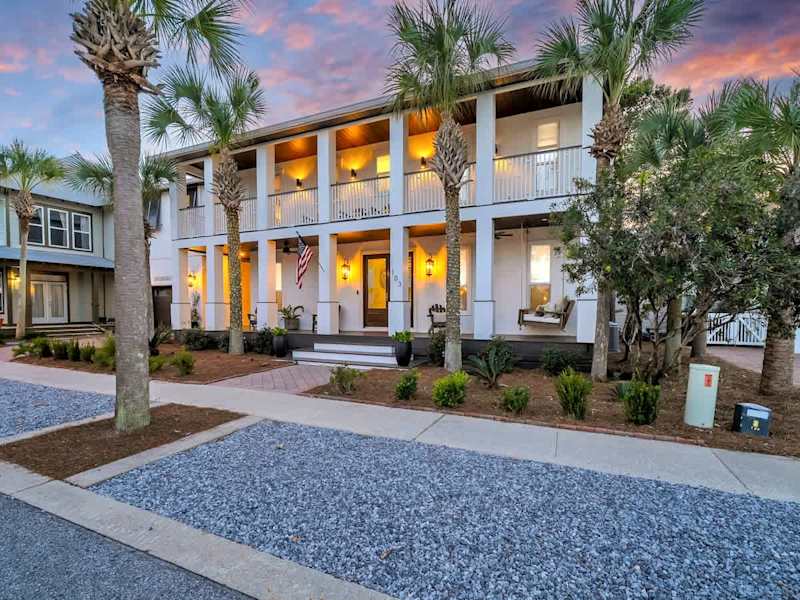 Welcome to "Tuck's Place" by Stay on 30a.