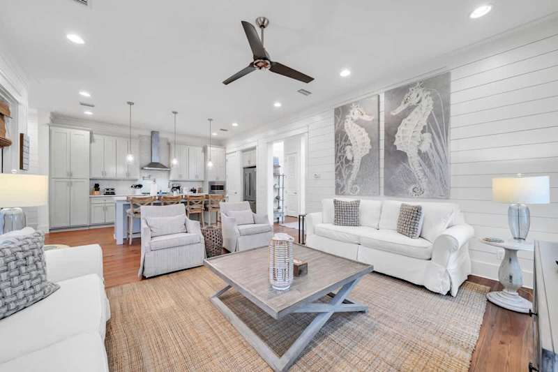Seamless open floor living and dining space.