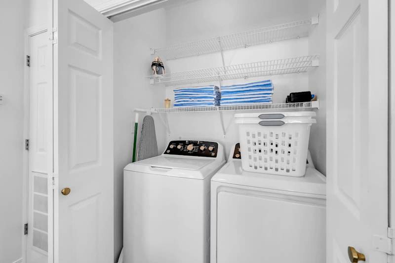 Full washer & dryer in home
