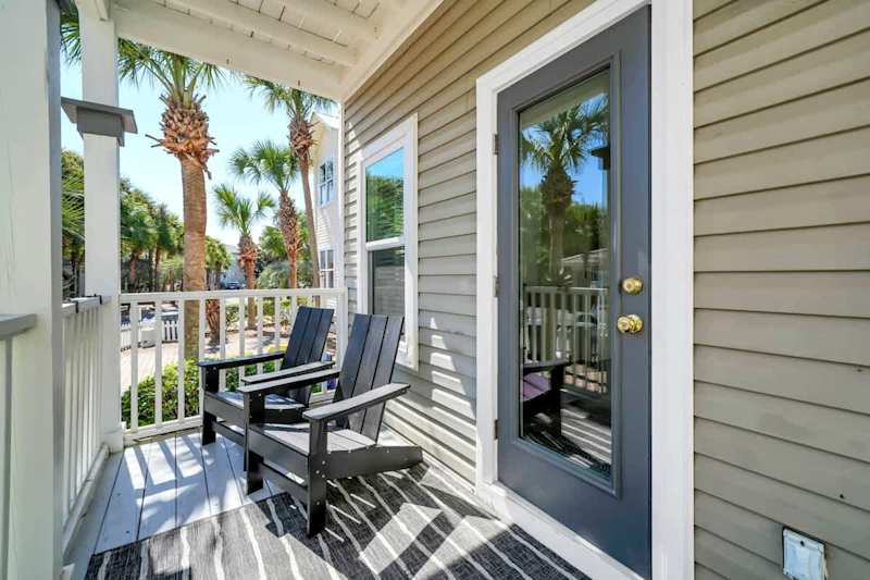 Access to private porch from ensuite