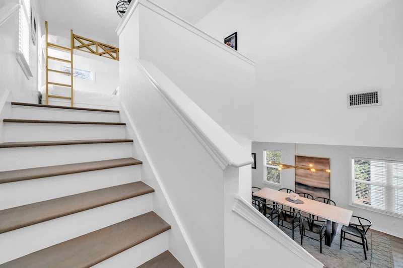 Third floor loft with (2) twin/twin bunks and smart tv