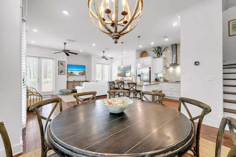 Dining room table with seating for 6.