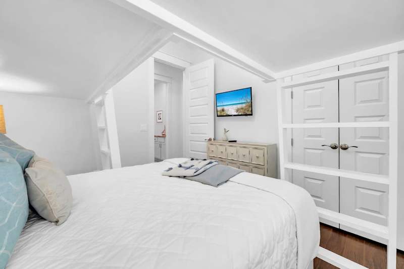 Bunk room is the perfect spot for the kiddos!