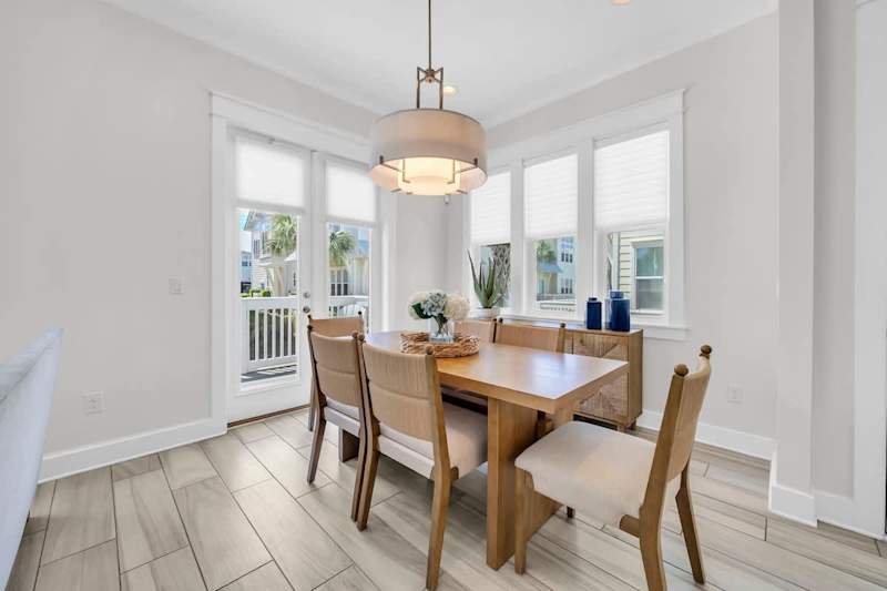 Dining room table features seating for six!