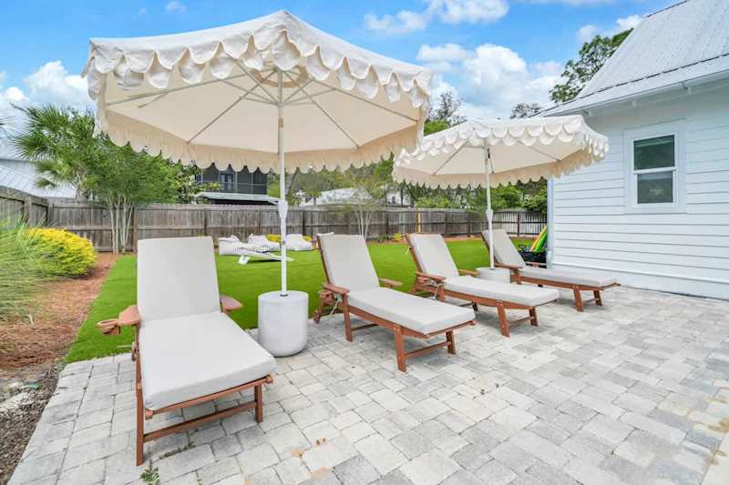 Sun loungers