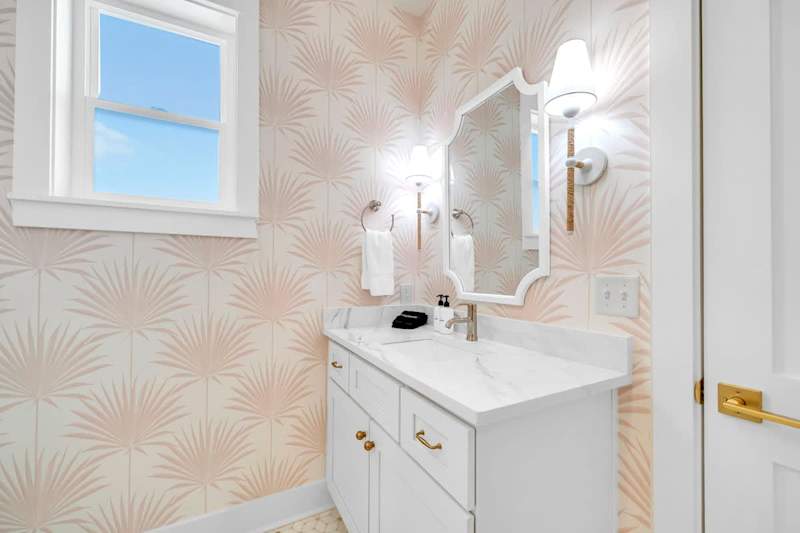 First floor full bathroom.