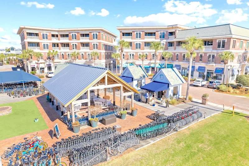 The Village at Seacrest Beach features multiple dining options, shopping and entertainment in the grassy center amphitheater.